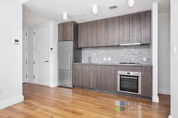 Rented by Halcyon Management Group LLC | media 9