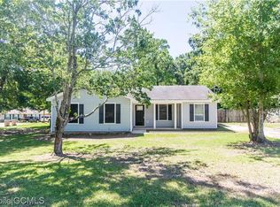 8551 McAdams Dr S, Theodore, AL 36582