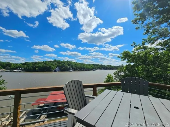 594 Redbud Ln, Gravois Mills, MO 65037