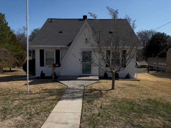 236 Albany St, Paducah, KY 42003