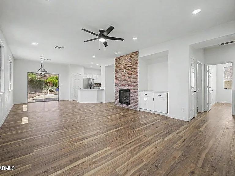 39606 N Prairie Ln — Photo 15