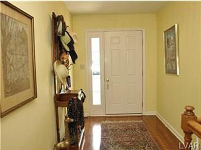 2nd image of 1282 Briarwood Ln