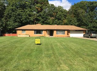 3220 Martharose Ct, Flint, MI 48504