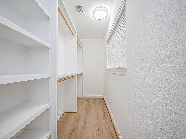 1739 Nocturne Ln — Photo 36