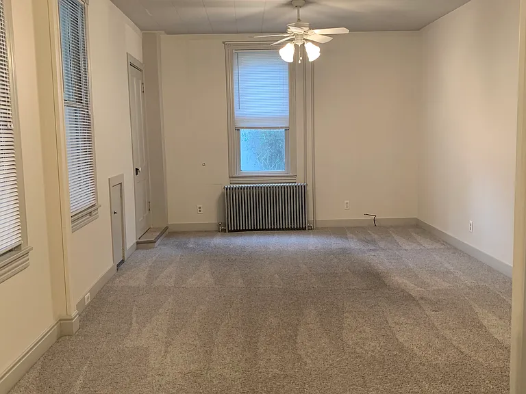 210 N Lancaster St — Photo 12