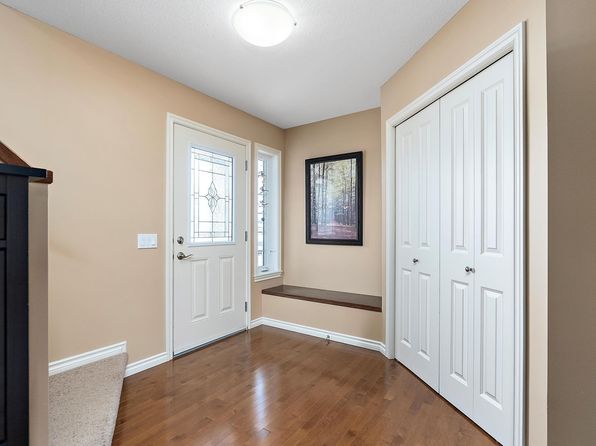 15 Selkirk Pl, Leduc, AB T9E 0L4