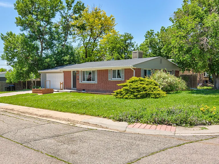 5303 Jellison St — Photo 2