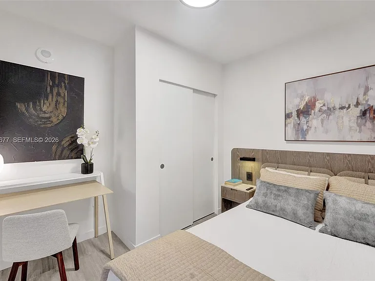 580 72nd St #Penthouse 13 — Photo 10