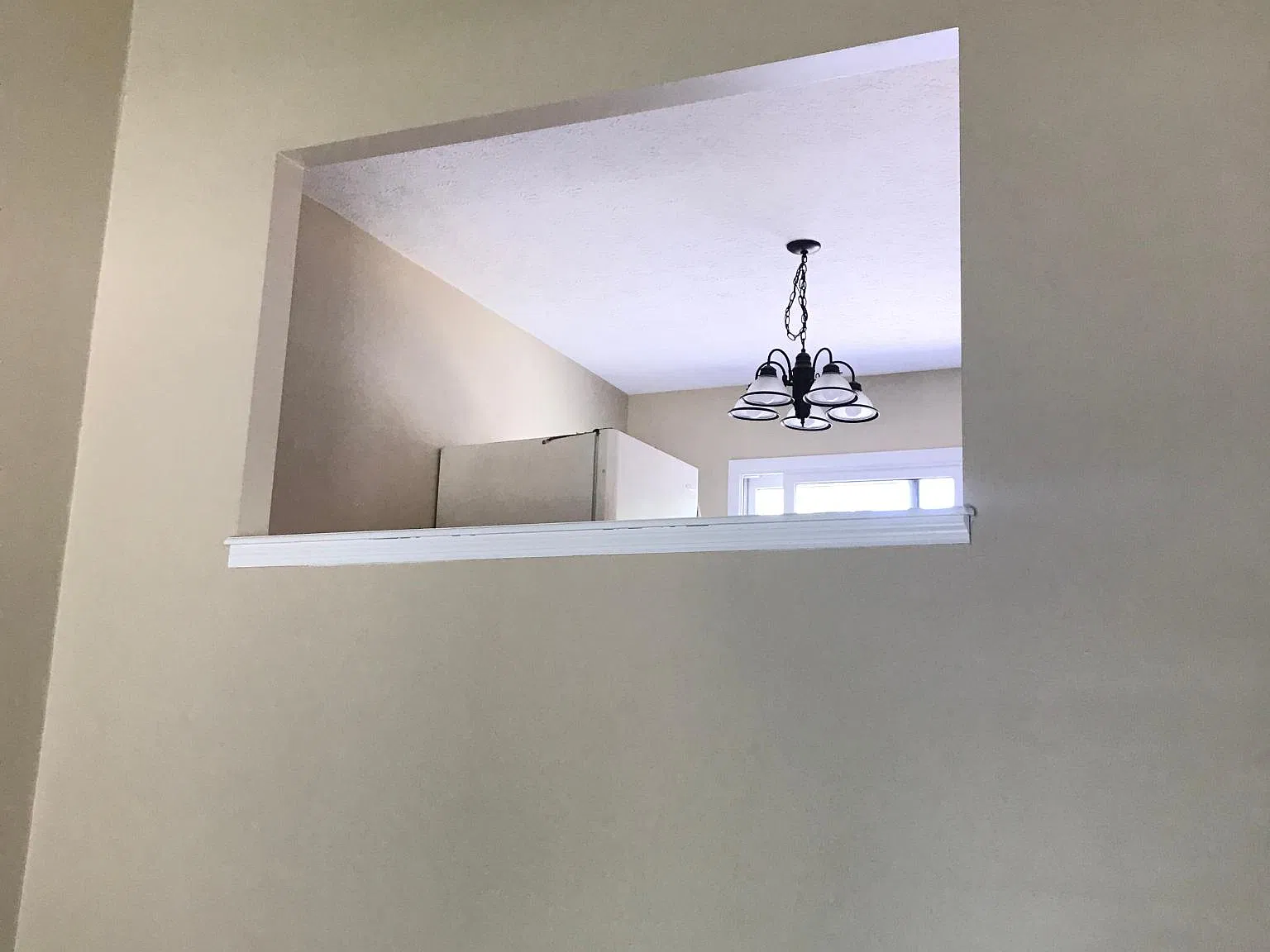 4 bed, 2000 sqft, $2,500 — Photo 3
