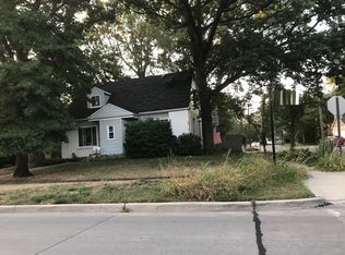 11 Woodward Heights Blvd, Pleasant Ridge, MI 48069