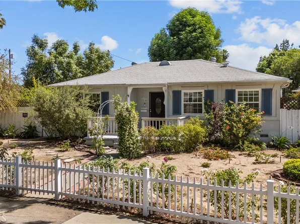22144 Gilmore St, Canoga Park, CA 91303
