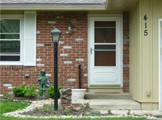 415 Stuart St, Liberty, MO 64068