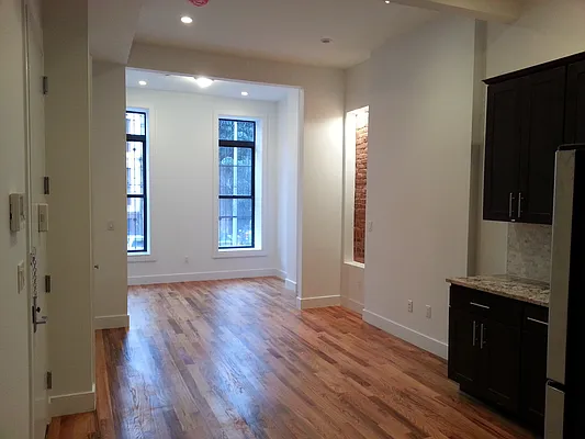 Rented by Prime Homes Management | media 17