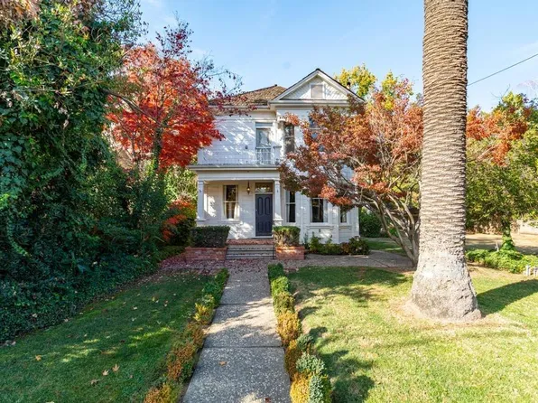 1402 51st St, Sacramento, CA 95819