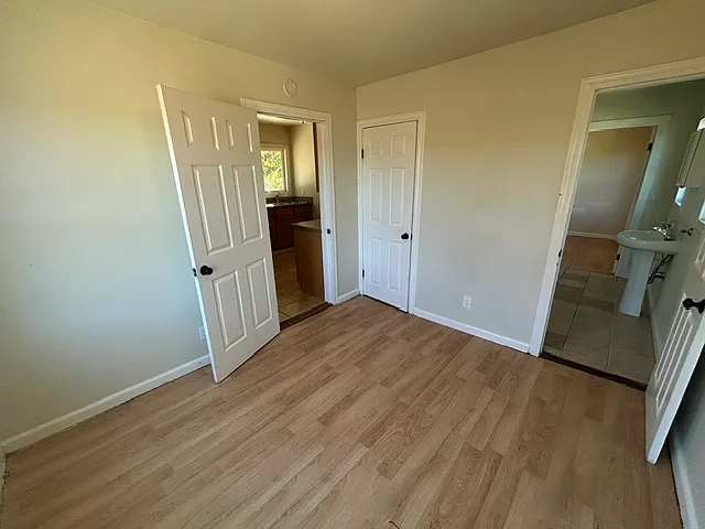 2 bed, 650 sqft, $1,595 — Photo 2