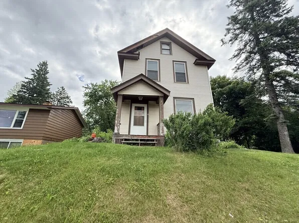 1204 Kenwood Ave, Duluth, MN 55811