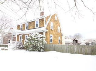 92 Carroll Ave, Newport, RI 02840