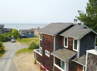5824 Mutiny Bay Rd, Freeland, WA 98249