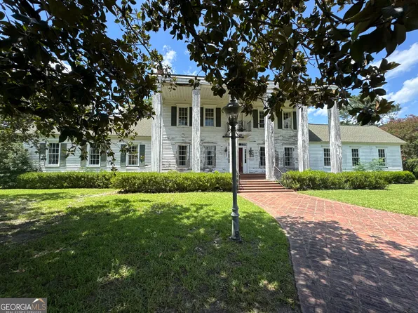46875 High St #46, Metter, GA 30439