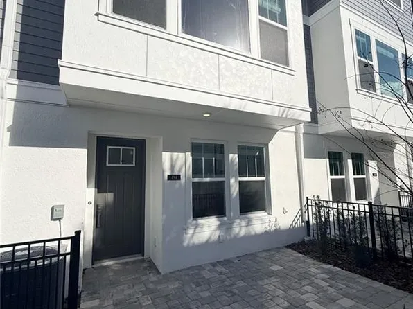 494 31st Way N, Saint Petersburg, FL 33713