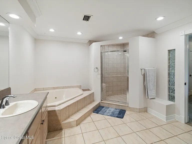 1201 S Shannon Ave — Photo 19