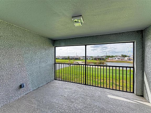 5th image of 19015 Scallop Loop #7121