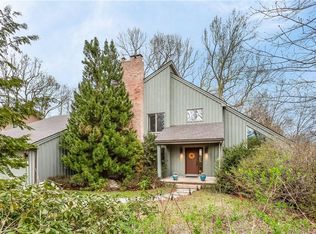 46 El Toro Dr, Bristol, CT 06010