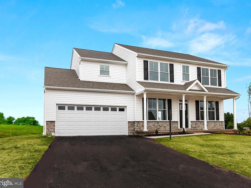 1st image of 3816 Country Dr