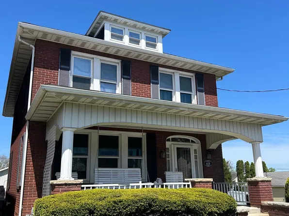 608 York St, Hanover, PA 17331