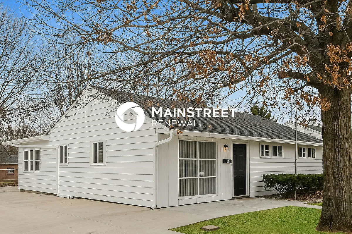 Front View - 519 James Dr