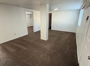Pine St - 608 1/2, Bakersfield, CA 93304