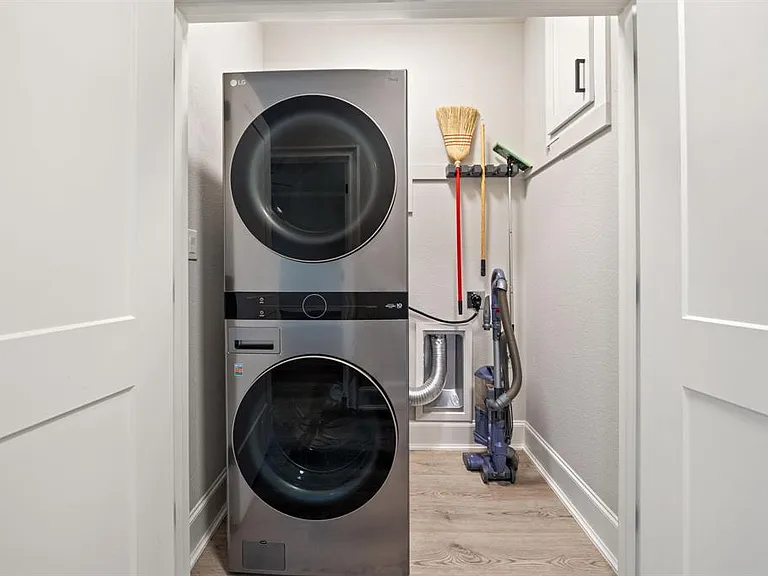 322 Woodside Trl — Photo 8