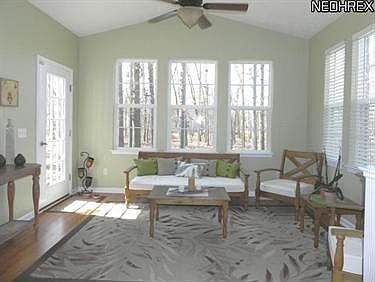 3rd image of 356 Belmar Blvd