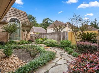 1818 Roanwood Dr, Houston, TX 77090