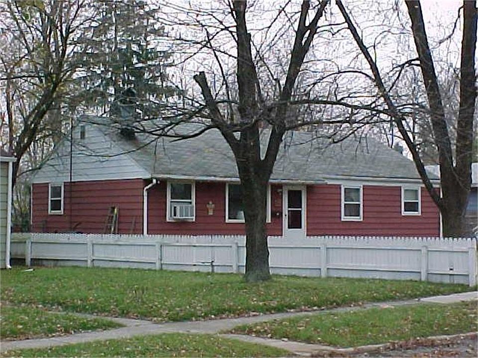 1st image of 124 Trunk Ct