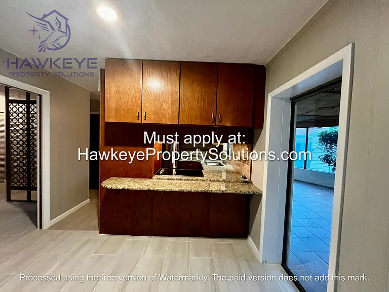 3205 Carleton Cir W — Photo 22
