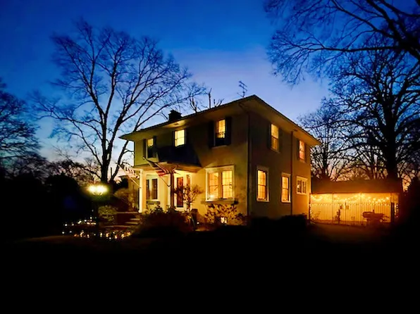200 N Henson Rd, Villa Grove, IL 61956