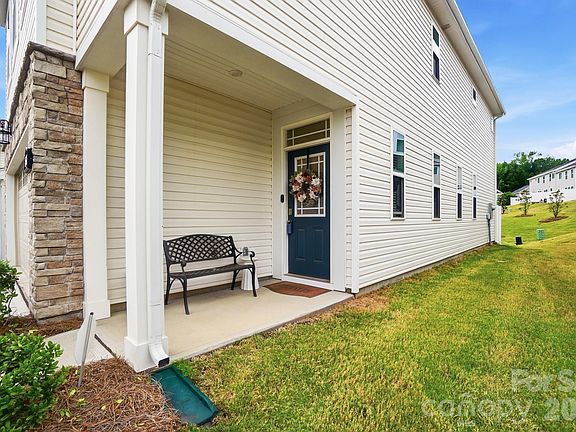 2nd image of 15625 Little Bluestem St