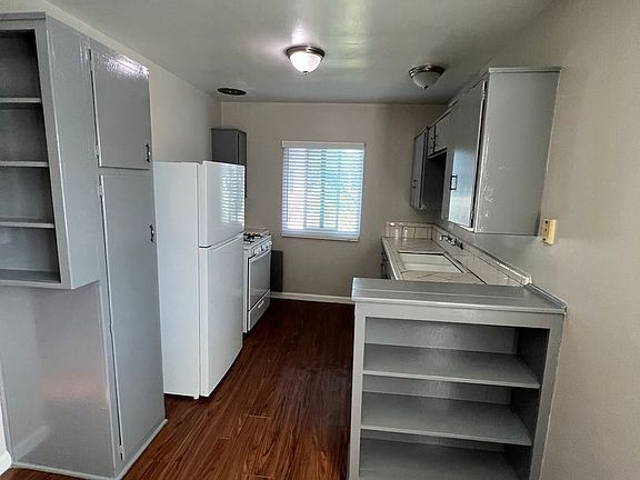 5th image of 816 N Azusa Ave APT 15