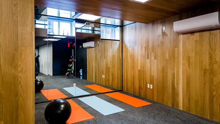 Rented by Nooklyn NYC LLC | media 59