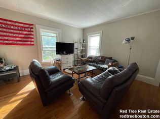 2 Lexington St, Woburn, MA 01801