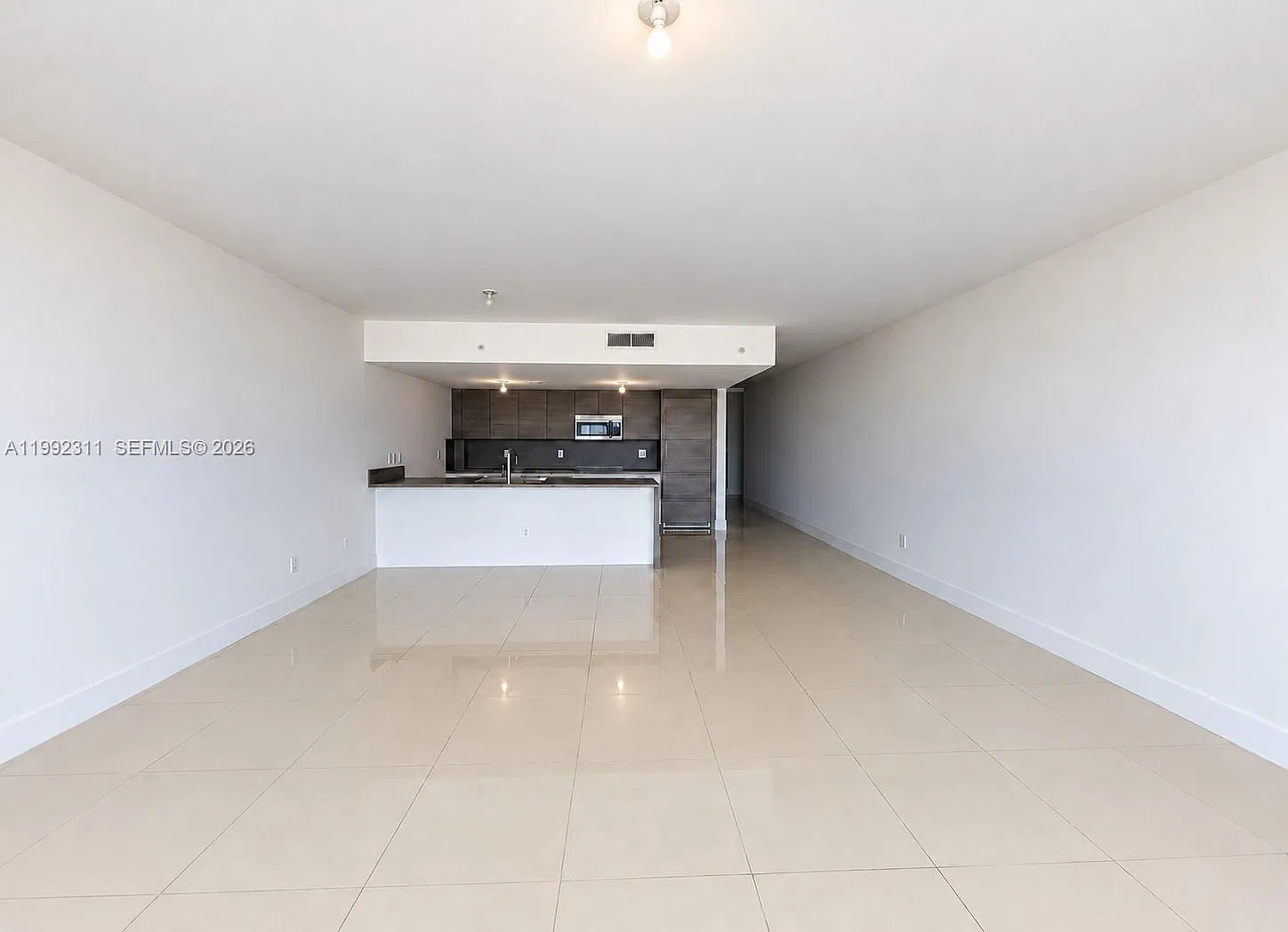 400 Sunny Isles Condo Eas — Photo 4