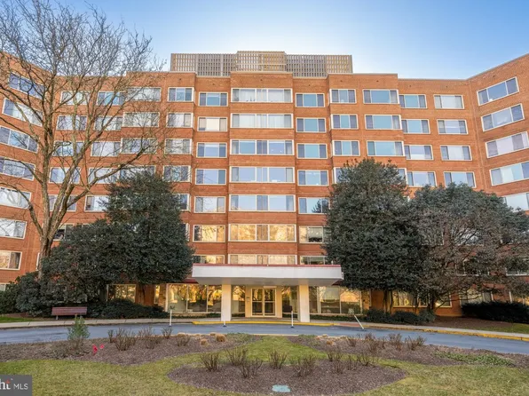 4000 Tunlaw Rd NW APT 1030, Washington, DC 20007