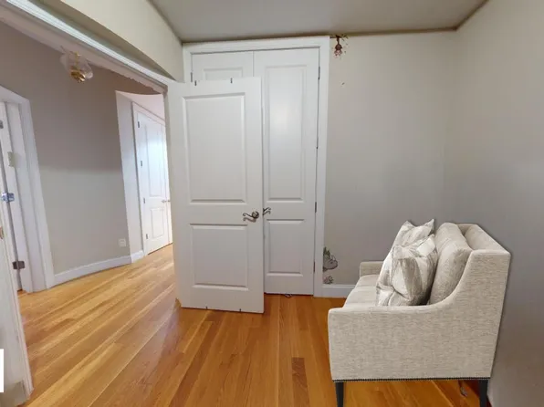 1492 East 12th Street image 7 of 11