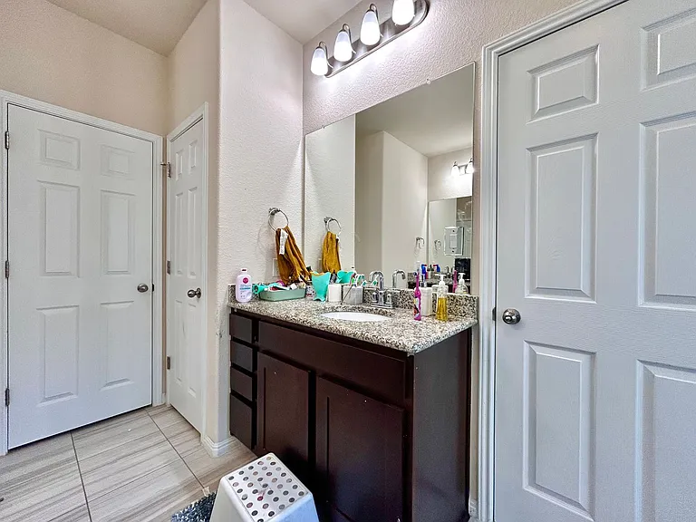 445 Arrowhead Vine St — Photo 30