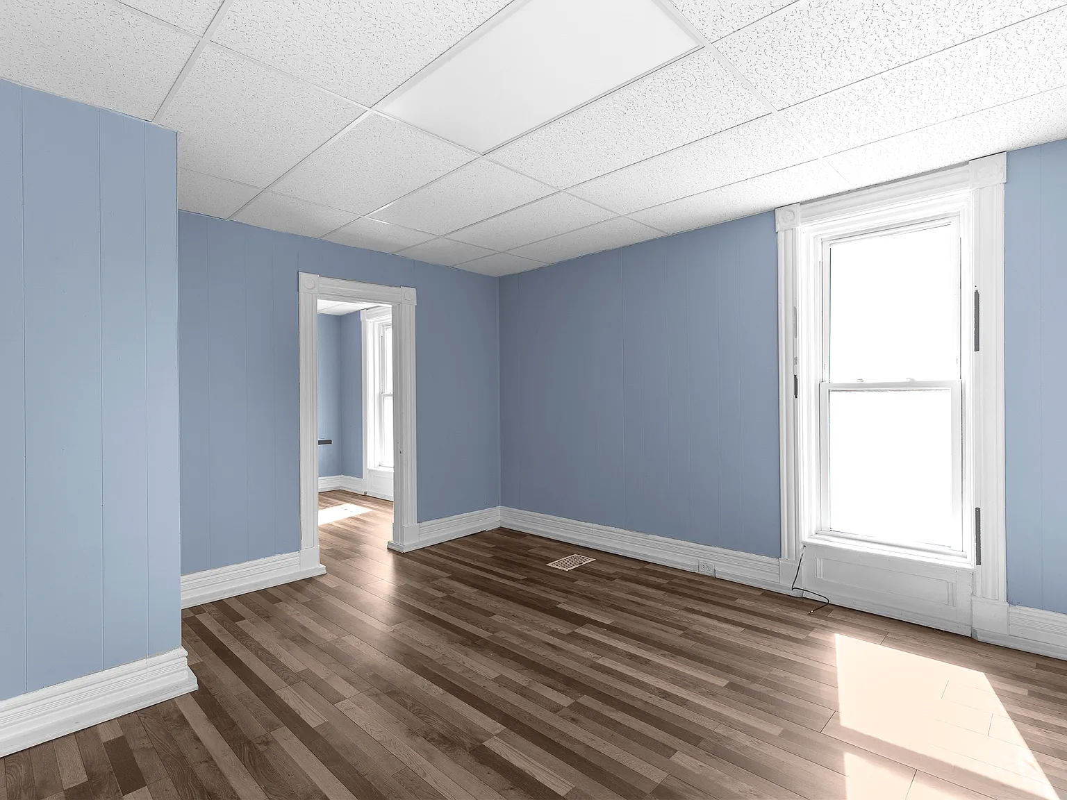 607 Budd Street — Photo 3