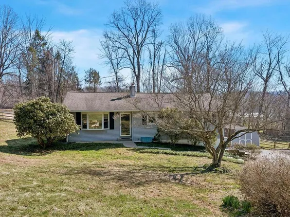 100 Evergreen Dr, Coatesville, PA 19320