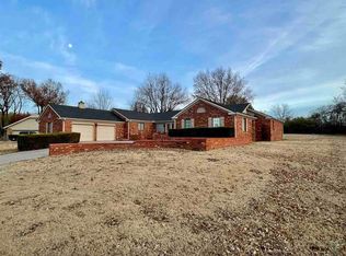 103 Stoneridge Rd, Ponca City, OK 74604