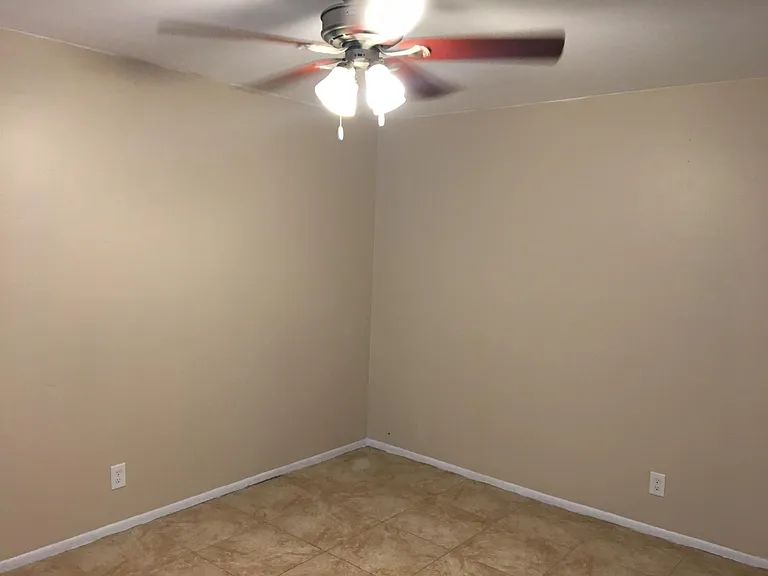 558 Holly Dr #1 — Photo 17