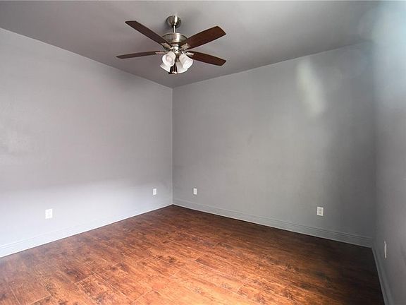 4th image of 3613 Iberville St #1